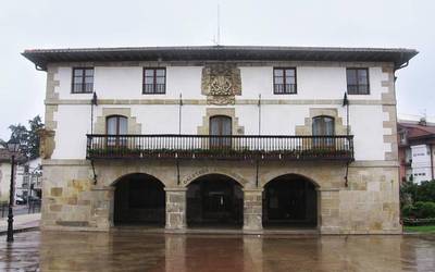 Zuiako Udalak Hiri Antolamenduko Plan Orokorraren "blokeoa" salatu du