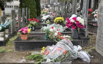 Kanposantua apain-apain