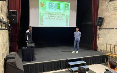 Kirolaren bidezko garapen integralaz, Lakuntzan