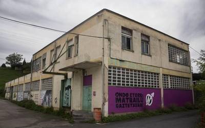 [EGITARAUA] Laugarren urteurreneko egitaraua aurkeztu du Matrailu gaztetxeak