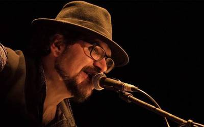 Disko berria argitaratu du Pettik lehen diskoaren 25. urteurrenaren harira