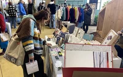 Izen-emate fasean dago azaroaren 29ko Emakume* sortzaileen V. Azoka