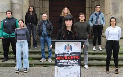 Jarkik manifestazioa egingo du Durangon, Espainiako eta Frantziako konstituzioak "apurtzea" behar dela aldarrikatzeko