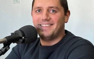 Aralar irratian hemendik aurrera bi ahots izango ditugu