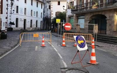 Altzateko lanak tarteko, ura moztuko dute bihar Berako zenbait karrikatan