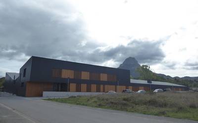 Eskolen jangelengatik hiru udalek ia 14.000 euro jasoko dituzte