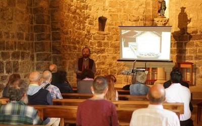 Arakilgo landa ondarea jasotzen duen liburua eskuragai dago