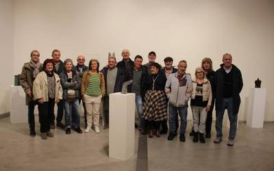 Zinkez zizelkatutako omenaldia egin diote Iñaki Olazabali