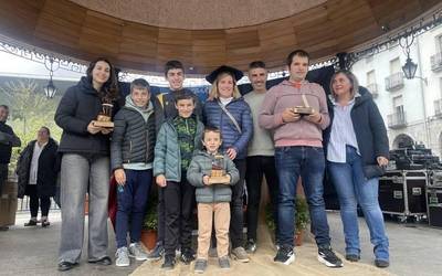 Orioko Kepa Loidi harategiak irabazi du laugarrenez Euskal Herriko txorizo egosi txapelketa