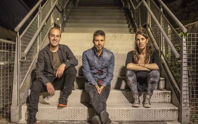 Bizitzaren orbanei eta itxaropenari kantuan