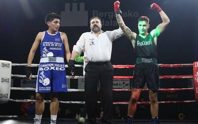 KOz irabazi du Andoni Kortabarriak, herritarren aurrean