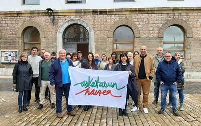 Azaroaren 22an bilbora joateko dei egin dute