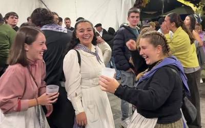 Giro bikaina arratsaldeko erromerian