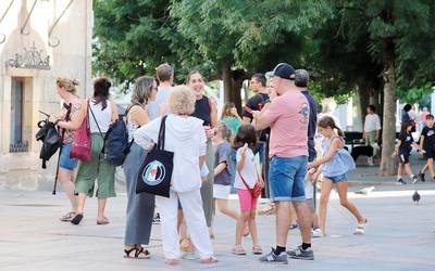 Abenduaren 10ean ere tramitatu ahal izango dira NANa eta pasaportea
