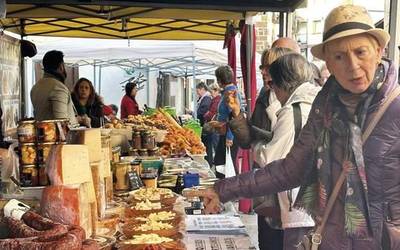 Ortziralean eginen dituzte Doneztebeko feriak