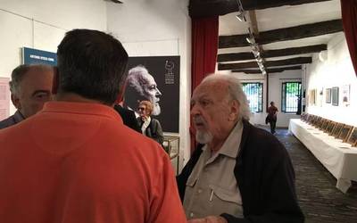 Antonio Oteizaren 'Ongi etorri' eskultura inauguratuko dute igandean