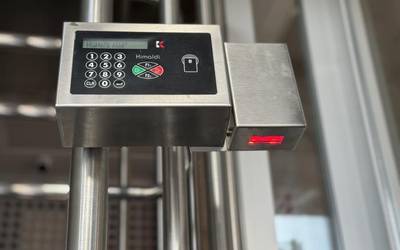 Arrasateko Udalak NIK bidezko kirol txartel digitala jarri du martxan Uarkapeko kiroldegian