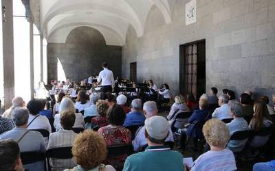 Etzi eskainiko du Azkoitiko Musika Bandak Santa Zezilia eguneko kontzertua