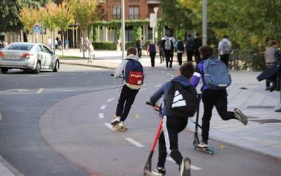 Albistegia: 2025-11-13