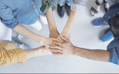 Seme-alabekin autoestimua eta komunikazioa lantzeko tailerra egingo dute