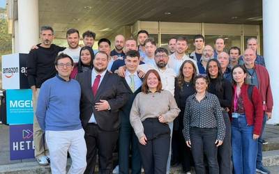 Amazonekin batera gauzatutako prestakuntza-programaren lehen promozioa graduatu da