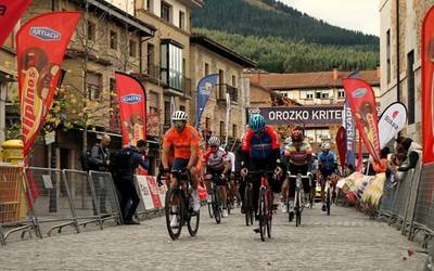 Giro itzela sorrarazi du Orozkoko VI. Kriteriumak Zubiaur plazan eta ingurutan