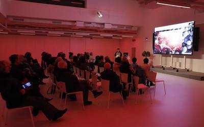 Esti Sarrionandiaren hitzaldiarekin abiatu dute Mikopoteoa