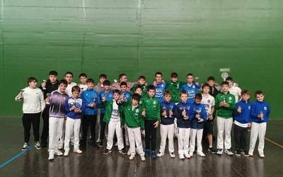 XI. San Martin pilota txapelketako finalak jokatu dituzte Aramaion