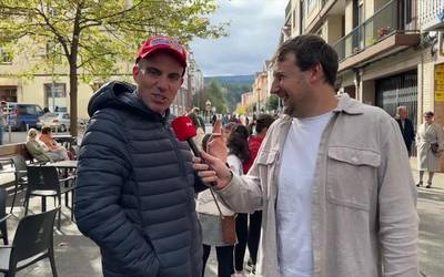 Aretxabaletako merkatarien Gabonetako iragarkia grabatzen aritu dira goizean