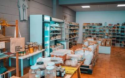 Albistegia: 2025-11-17