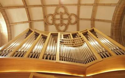 Joxean Pascualek eta Karmele Murok kontzertua eskainiko dute bihar