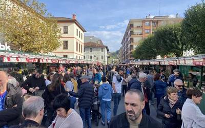 Zaldibarko Neguko Azokak 26 ekoizle eta 21 artisau batuko ditu domekan