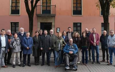 Finantza kooperatiben aurka "EH Bilduk egindako erasoa" gaitzetsi du Debagoieneko EAJk