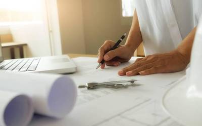 Arkitektoak: ideiei forma ematen dieten adituak