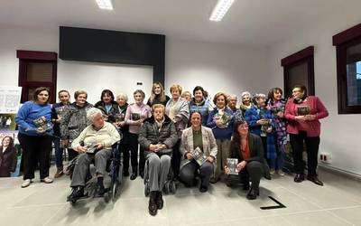 Okondoko emakumeen historia, lehen lerrora