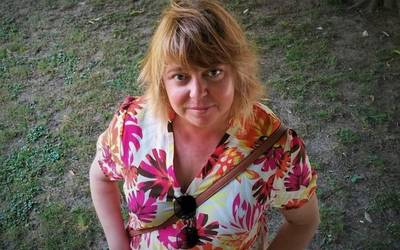 “Niretzat idaztea pentsamendua eta bizitza ordenatzeko modu bat da”