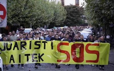 Gure etxeetan samina sartu zenekoa