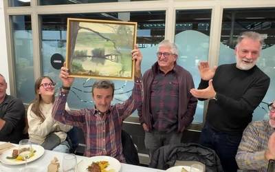 Beart elkarteak Xabier Azkarate omendu du azoka osteko bazkarian