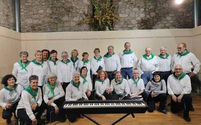 10. urteurreneko kontzertu-emanaldia egingo du Alaiak Kantuan taldeak