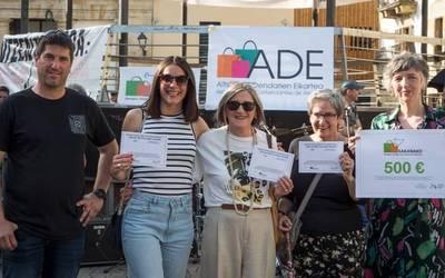 Sakanako Denden eguberri kanpaina