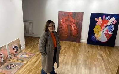 "Erantzun kolektiboak sortu gura ditut erakusketagaz"