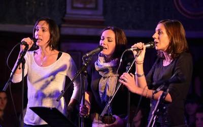 Senpereko Zaldubi ikastolak antolatutako kantaldia izanen dute igandean Amotzeko kaperan