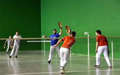 Nafarroako XXVI. Paxaka txapelketako finala igandean jokatuko dute Iruritan