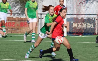 Nafarroako autonomikako futbol derbi nagusia jokatuko dute Baztanek eta Doneztebek eta eskubaloikoa Errekako eta BKTko emakumeek