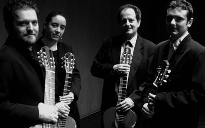 Lau gitarra-jole domekan, Musikegunak zikloa amaitzeko