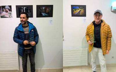 Sergi Perez de Pipaonek eta Paul Mendibilek jaso dituzte Berrizko XXVII. Argazki lehiaketaren sariak