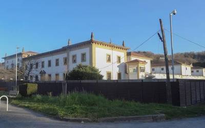 Martuteneko presoentzako produktuen bilketa egingo du Zumaiako Caritasek beste urte batez