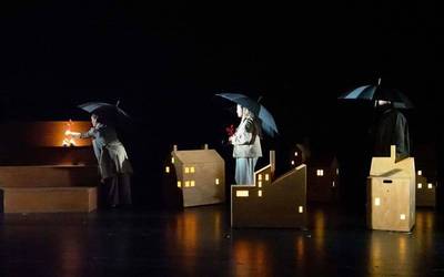 Eros daitezke jada '52 hertz' eta 'Semaforoa' antzezlanetarako sarrerak