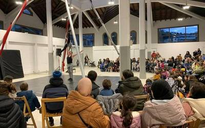 Zirku ikuskizunarekin bukatu dira aurtengo Euskararen Eguneko ekitaldiak