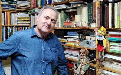 "Aspalditik zebilkidan buruan alegia bat idazteko gogoa"